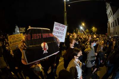 Strajk Kobiet zablokował Kraków, fot. Jan Graczyński - zdjęcie 18