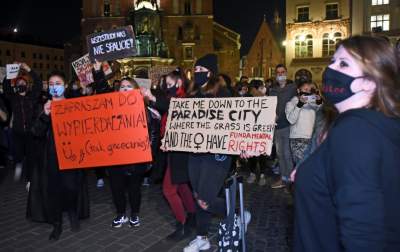 Tak "robili hałas" na Rynku. Akcja Strajku Kobiet - zdjęcie 6