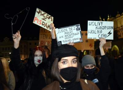 Tak "robili hałas" na Rynku. Akcja Strajku Kobiet - zdjęcie 8