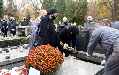 Pogrzeb Dariusza Gnatowskiego. Pożegnali go najbliżsi... - zdjęcie 11