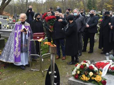 Pogrzeb Dariusza Gnatowskiego. Pożegnali go najbliżsi... - zdjęcie 4