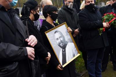 Pogrzeb Dariusza Gnatowskiego. Pożegnali go najbliżsi... - zdjęcie 22