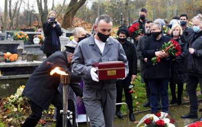 Pogrzeb Dariusza Gnatowskiego. Pożegnali go najbliżsi... - zdjęcie 10