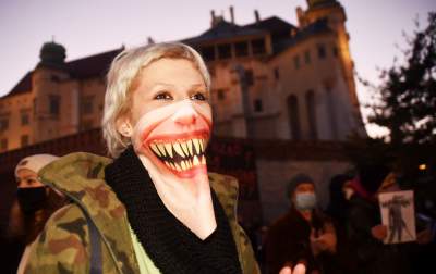 Strajk Kobiet: tak dużo policji jeszcze nie było - zdjęcie 25