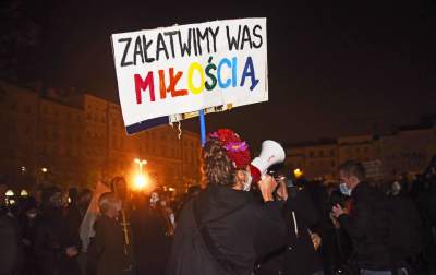 Strajk Kobiet: tak dużo policji jeszcze nie było - zdjęcie 36