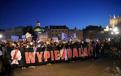 Strajk Kobiet: tak dużo policji jeszcze nie było - zdjęcie 30