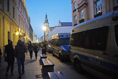 Strajk Kobiet: tak dużo policji jeszcze nie było - zdjęcie 26