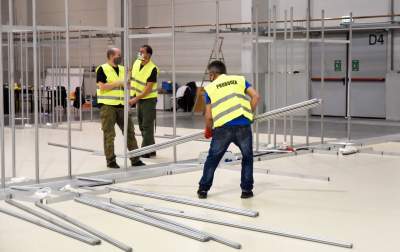 Hala EXPO Kraków zamienia się w szpital - zdjęcie 24