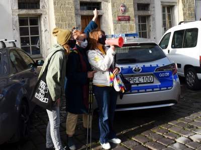 Pikieta solidarnościowa przed komisariatem policji - zdjęcie 23