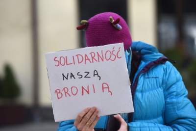 Pikieta solidarnościowa przed komisariatem policji - zdjęcie 20
