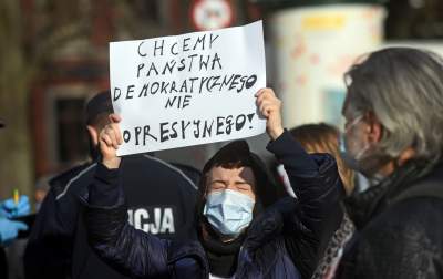 Pikieta solidarnościowa przed komisariatem policji - zdjęcie 19