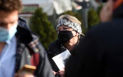 Pikieta solidarnościowa przed komisariatem policji - zdjęcie 16