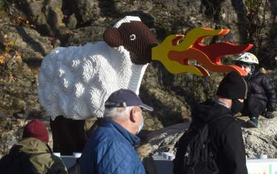 Waleczna owca obok Smoka Wawelskiego - zdjęcie 17