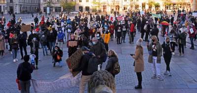 Protest matek Polek z dziećmi: barwny i spokojny... - zdjęcie 29