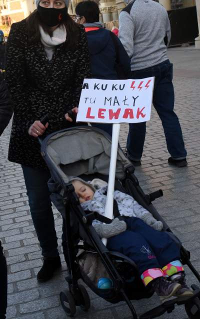 Protest matek Polek z dziećmi: barwny i spokojny... - zdjęcie 37