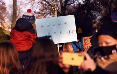 Protest matek Polek z dziećmi: barwny i spokojny... - zdjęcie 20