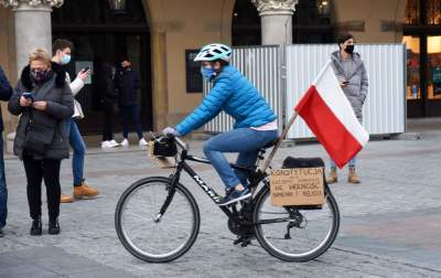 "My zostajemy. Jesteśmy Europą", protest na Rynku - zdjęcie 23