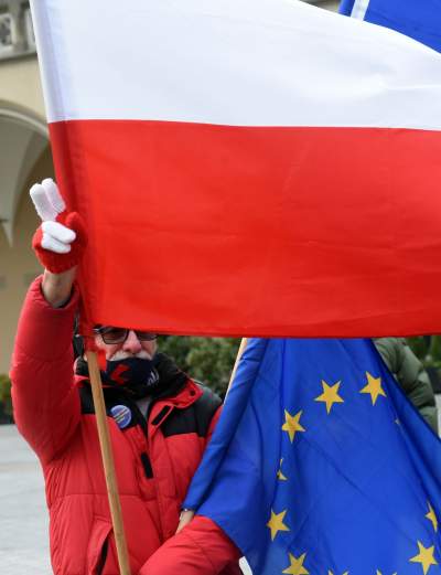 "My zostajemy. Jesteśmy Europą", protest na Rynku - zdjęcie 5