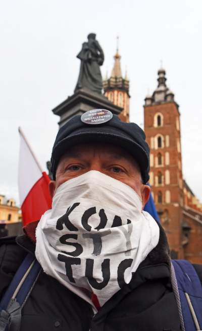 "My zostajemy. Jesteśmy Europą", protest na Rynku - zdjęcie 11