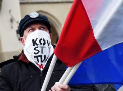 "My zostajemy. Jesteśmy Europą", protest na Rynku - zdjęcie 8