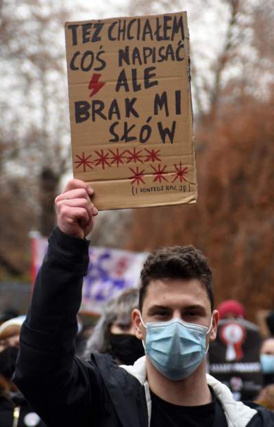 Wielotysięczny pochód przez miasto: "Mamy prawo. Głos to za mało" - zdjęcie 42