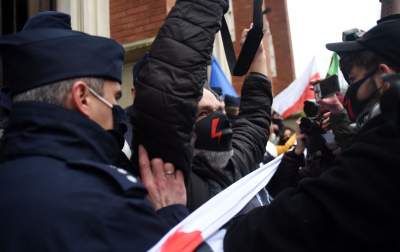 Wielotysięczny pochód przez miasto: "Mamy prawo. Głos to za mało" - zdjęcie 36