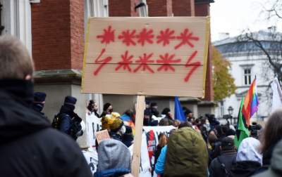 Wielotysięczny pochód przez miasto: "Mamy prawo. Głos to za mało" - zdjęcie 41