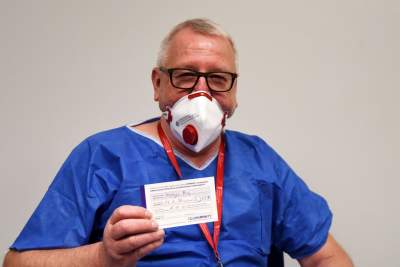 Tak ruszyły w Krakowie szczepienia przeciwko COVID - zdjęcie 24