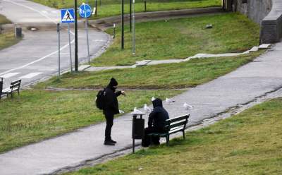 Narodowa kwarantanna, a na ulicach Krakowa tłumy - zdjęcie 23