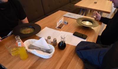 Nie mamy nic do stracenia... Restauracja "zatrudnia" klientów - zdjęcie 17