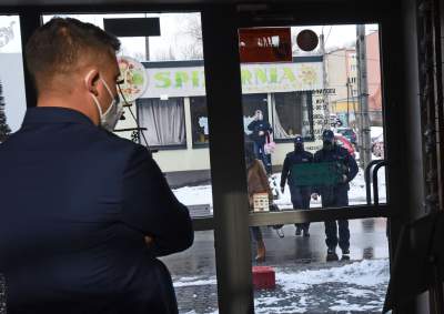 Nie mamy nic do stracenia... Restauracja "zatrudnia" klientów - zdjęcie 1