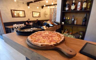 Nie mamy nic do stracenia... Restauracja "zatrudnia" klientów - zdjęcie 19