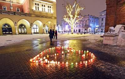 Serce światła zapłonęło pod Wieżą Ratuszową - zdjęcie 2
