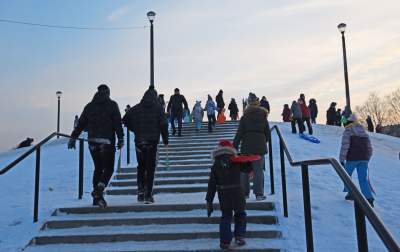 Saneczkowe szaleństwo na Azorach. W reżimie sanitarnym - zdjęcie 1