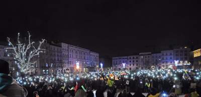 Wielotysięczny protest w Krakowie przeciwko całkowitemu zakazowi aborcji - zdjęcie 54