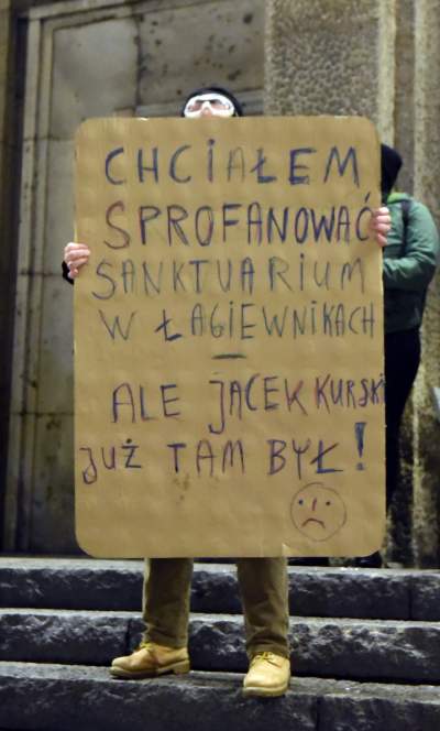 "Chciałem sprofanować sanktuarium, ale Kurski już tam był" - zdjęcie 2