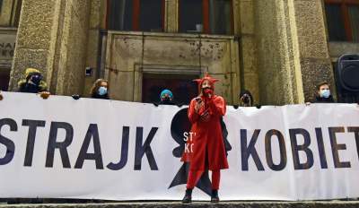 "Chciałem sprofanować sanktuarium, ale Kurski już tam był" - zdjęcie 20