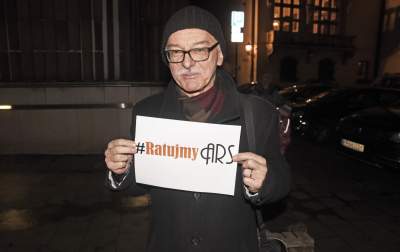 Ratujmy kino ARS: protest przed krakowskim magistratem - zdjęcie 1