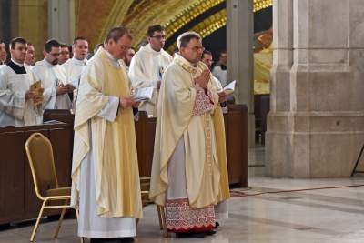 Święcenia nowego biskupa w Krakowie. Fot. Marek Lasyk - zdjęcie 8