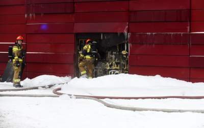 Archiwum pali się nadal.  Trudna akcja strażaków trwa... - zdjęcie 25