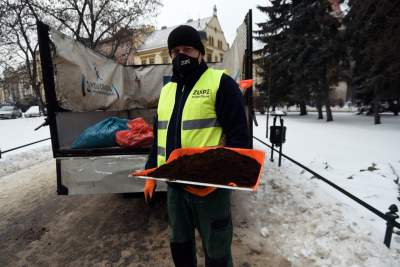 Kawa na chodniku zamiast soli i piasku... - zdjęcie 5