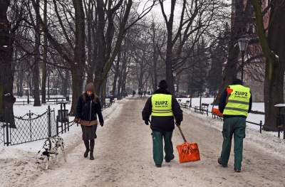 Kawa na chodniku zamiast soli i piasku... - zdjęcie 18