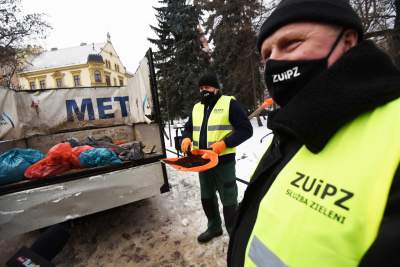 Kawa na chodniku zamiast soli i piasku... - zdjęcie 4