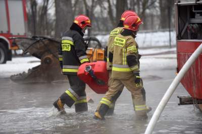 Gaszenie archiwum. Dookoła woda... - zdjęcie 12