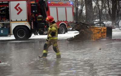 Gaszenie archiwum. Dookoła woda... - zdjęcie 14
