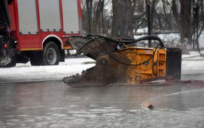 Gaszenie archiwum. Dookoła woda... - zdjęcie 11