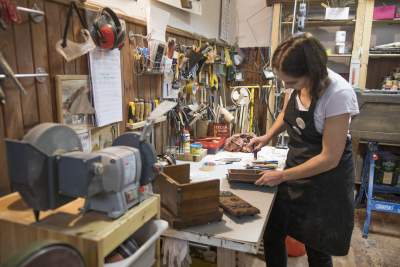 Pracownia na Azorach: stylowe zegary, szkatułki, skrzynie, ramy, lustra - zdjęcie 5