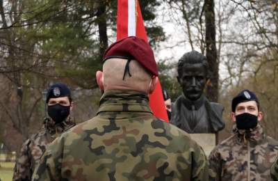 Dzień tzw. Żołnierzy Wyklętych. Apel w parku Jordana - zdjęcie 13
