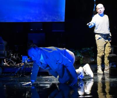 Spektakl „ Władczyni much ”. Reżyseria Konrad Dworakowski, tekst Magda Fertacz - zdjęcie 15