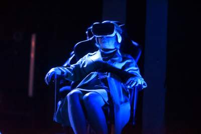 Spektakl „ Władczyni much ”. Reżyseria Konrad Dworakowski, tekst Magda Fertacz - zdjęcie 9